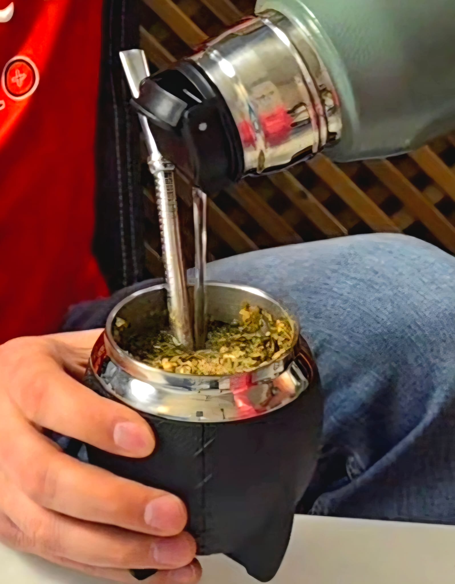 Termo acero 1L verde con tapón cebador para mate - Imagen 2